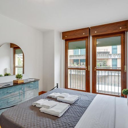 לקו Il Broletto Apartment - Affitti Brevi Italia מראה חיצוני תמונה